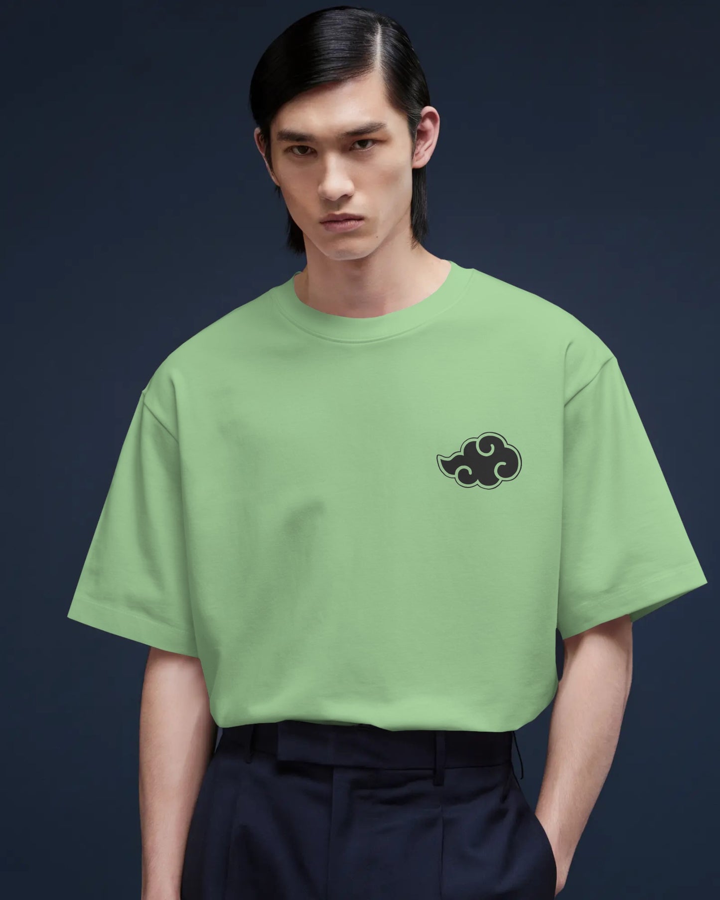 Itachi Uchiha back design with Akatsuki logo oversized T-Shirt