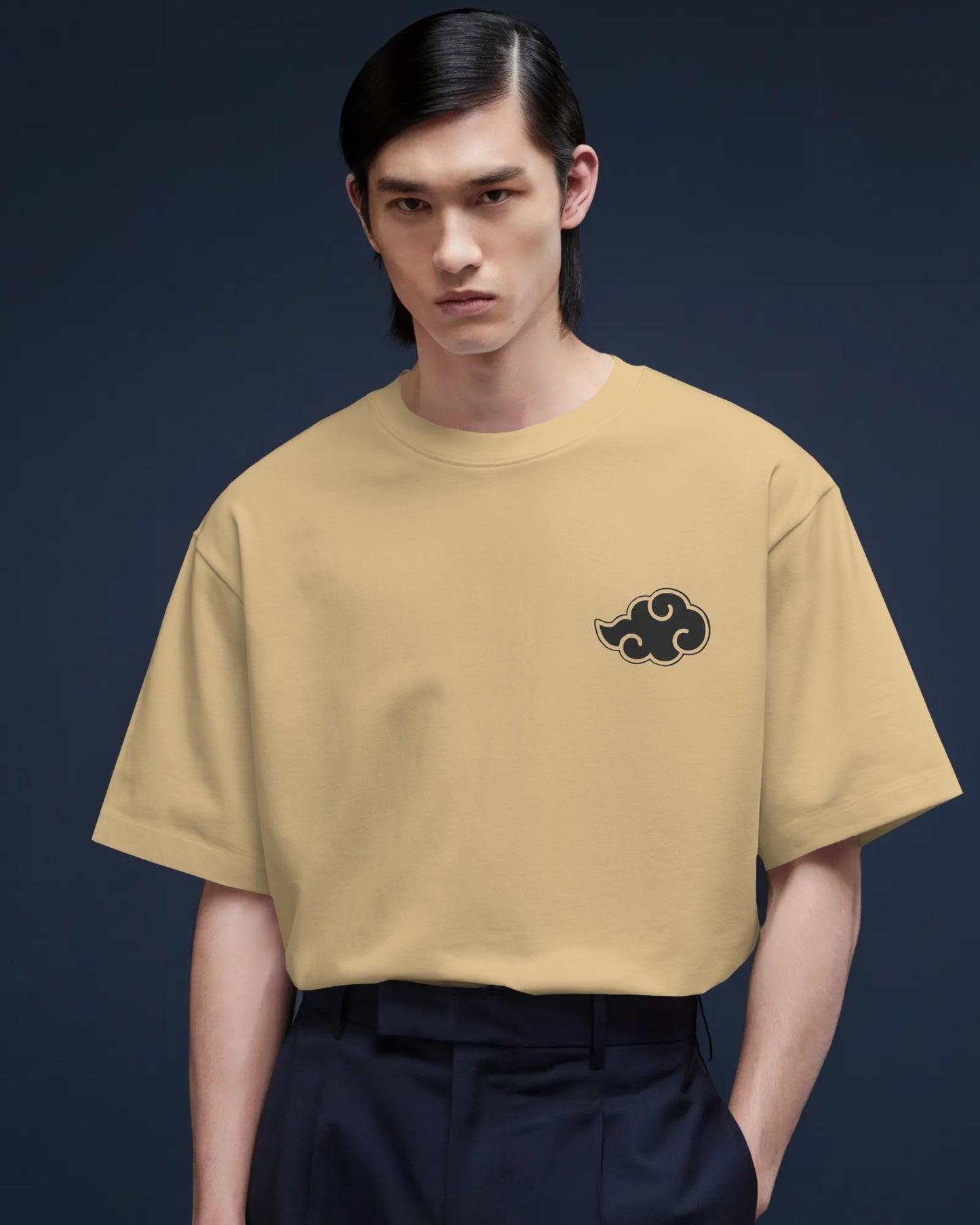 Itachi Uchiha back design with Akatsuki logo oversized T-Shirt